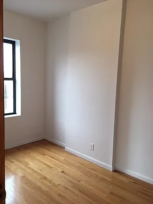 Rented by Arvik Group Real Estate | media 16