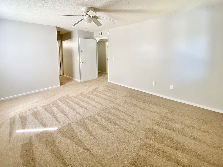 1208 Bush River Rd — Photo 10