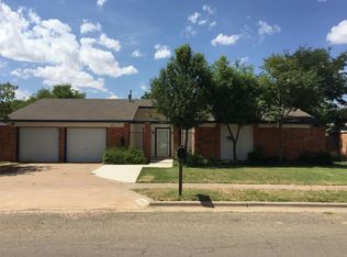 3012 92nd St, Lubbock, TX 79423