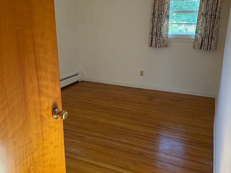 21800 State Highway 24/27 — Photo 13
