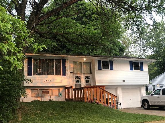 3rd image of 3818 Wainwright Ave
