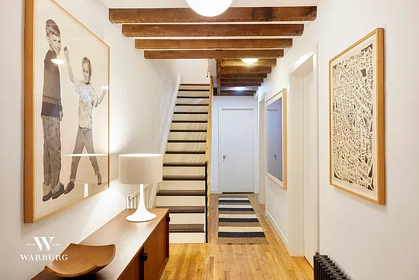 Rented by Warburg | media 31