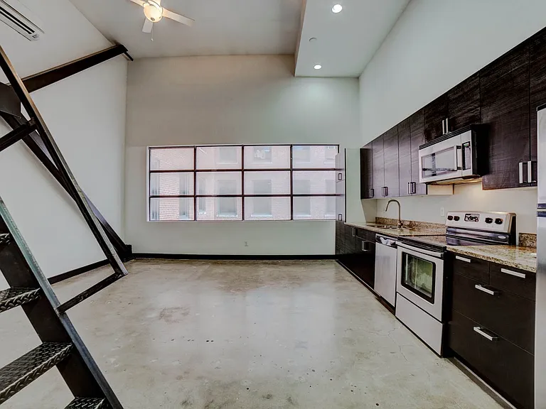 Vandever Lofts — Photo 80