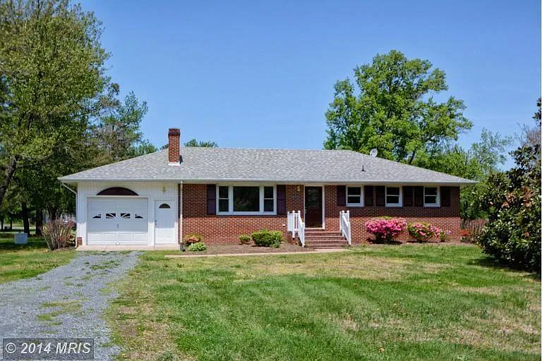 3 bed, 1334 sqft, $1,150 — Photo 1