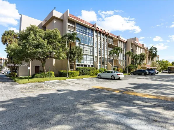 2101 Atlantic Shores Blvd APT 218, Hallandale Beach, FL 33009