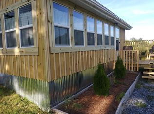 447 Cross Rd, Bradford, VT 05033