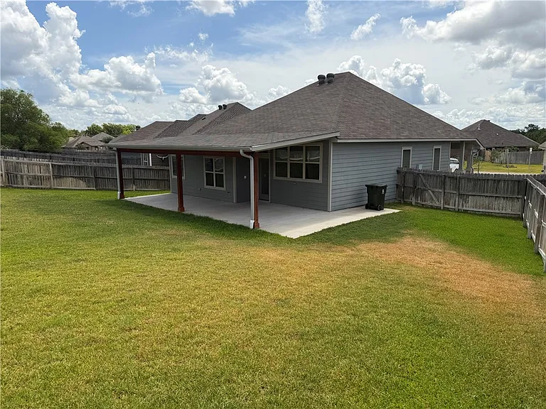 2071 Positano Loop — Photo 29