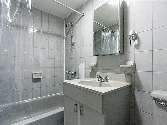 Rented by Avenue Sotheby's International Realty | media 14