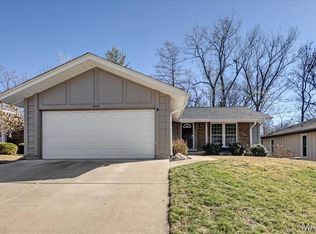 2113 Cherrycove Ct, Maryland Heights, MO