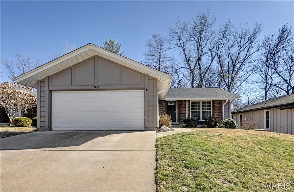 2113 Cherrycove Ct photo 1