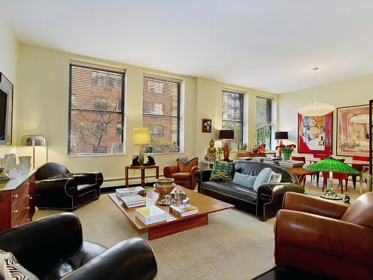Sold by Sotheby's International Realty | media 1