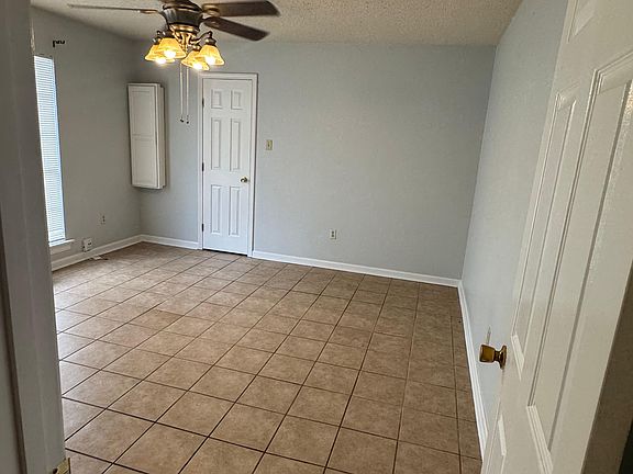 5th image of 625 Vouray Dr