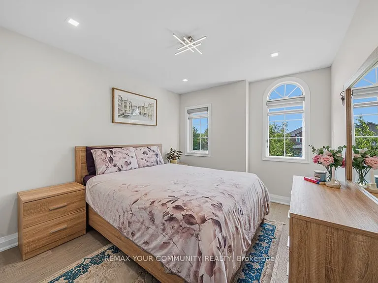 5 Amaryllis Ave — Photo 18