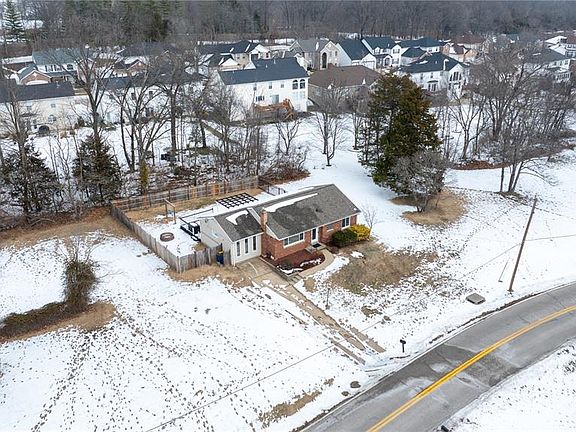 2nd image of 155 Susan Rd