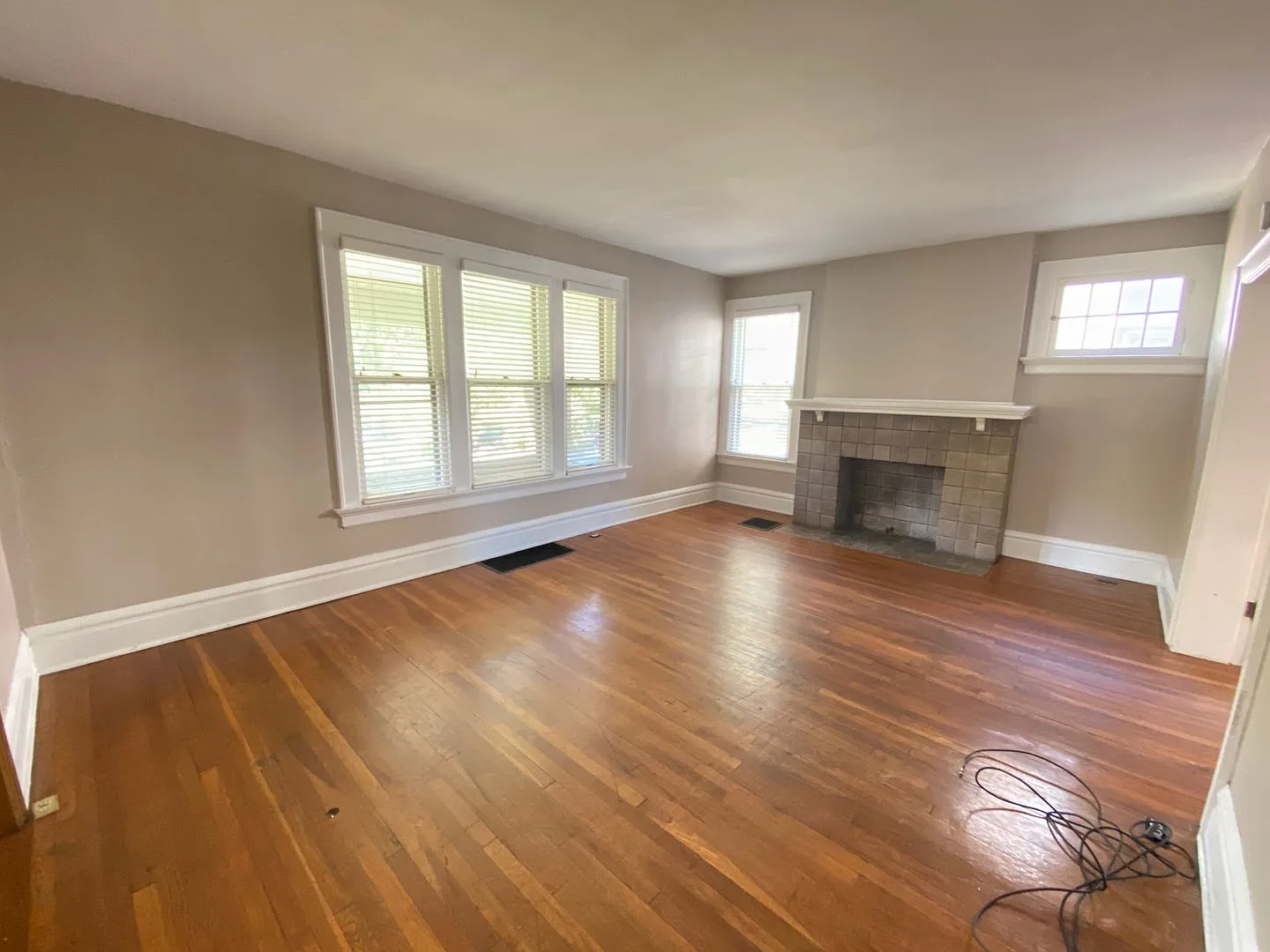 E 18th Ave 334 CR — Photo 2
