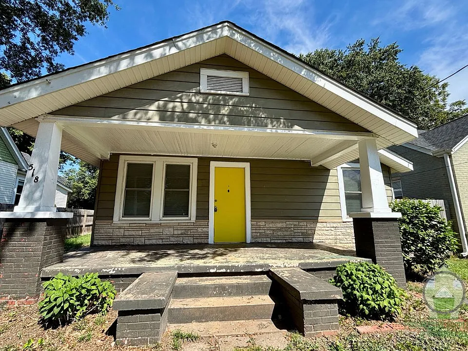 518 Perry Ave