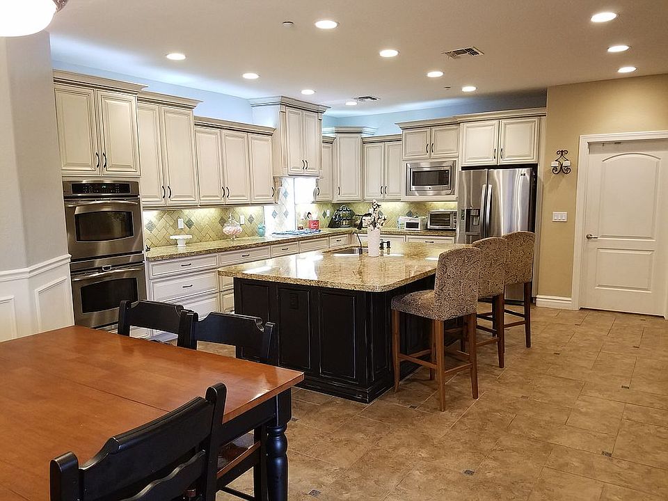 New kitchen