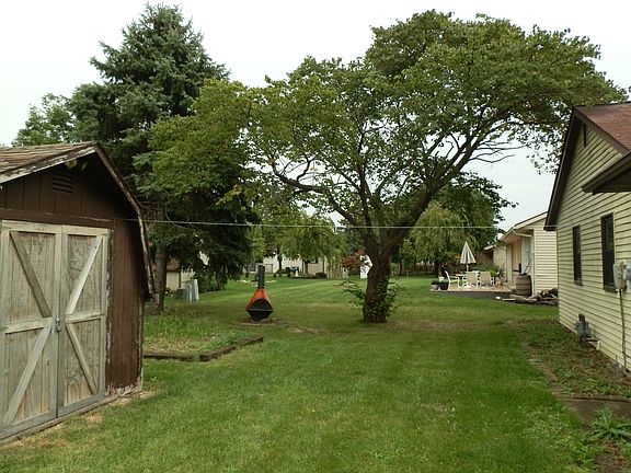 Storage Barn behind home