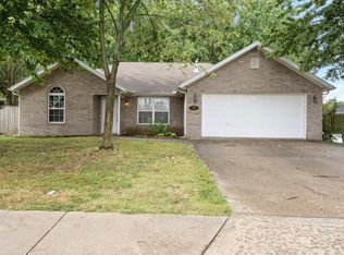 727 Applegate Ln, Lincoln, AR 72744