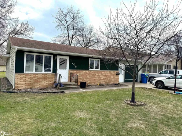 1708 E Oak St, Algona, IA 50511