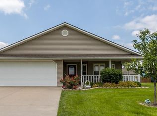 1432 N Sycamore St, Ottawa, KS 66067