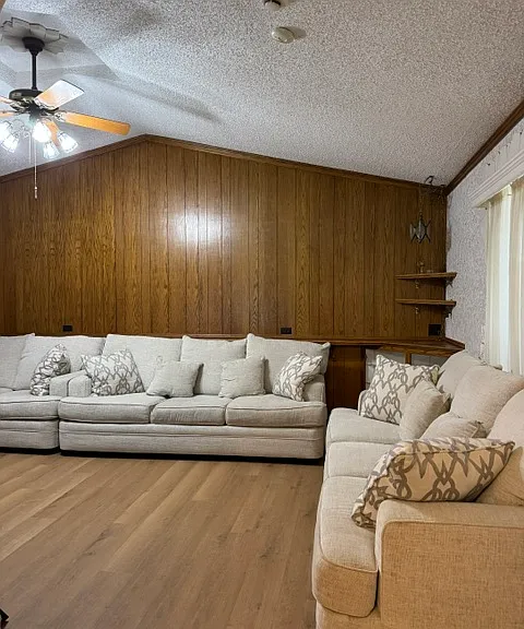 2309 Richwood Dr — Photo 17