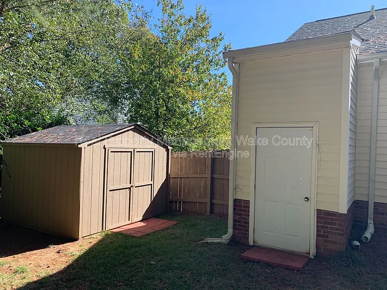 609 Stinson Ave — Photo 22