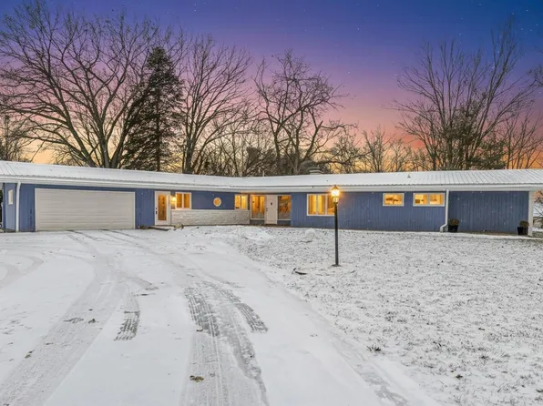 51745 Winding Waters Ln, Elkhart, IN 46514