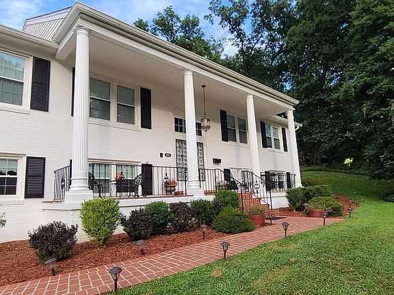 2nd image of 3713 Chanel Rd