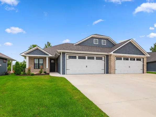 2739 Castaway Ct, Green Bay, WI 54311