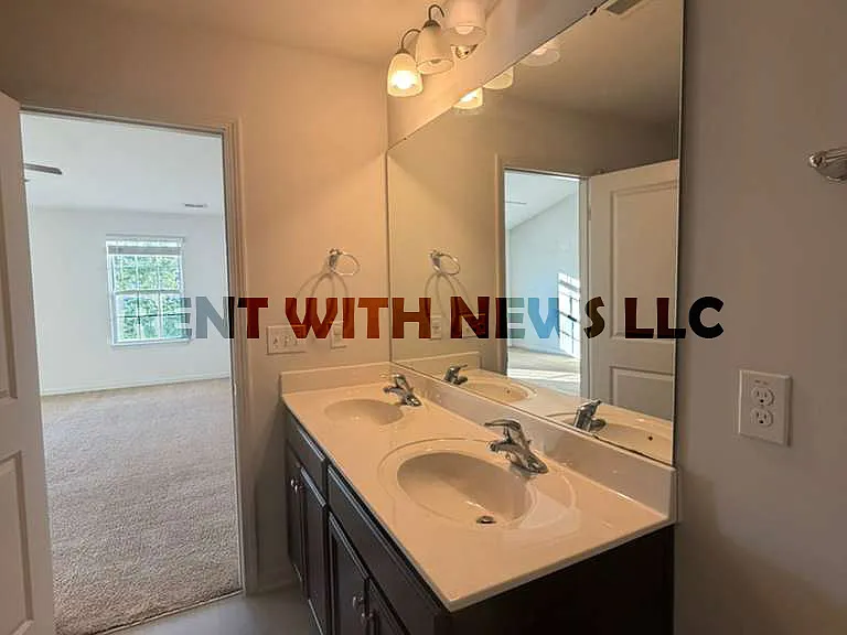 110 Prairie St — Photo 30
