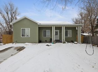 610 9th Ave W, Williston, ND 58801