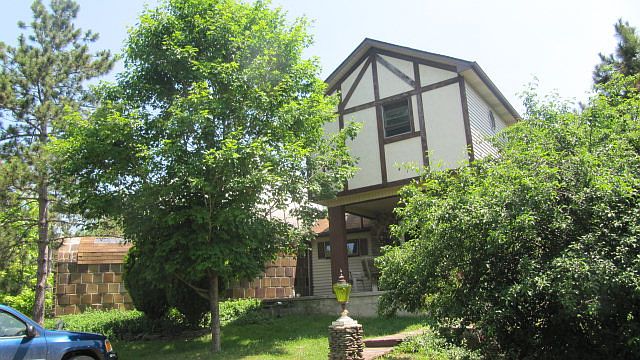 1st image of 602 Lookout Rd