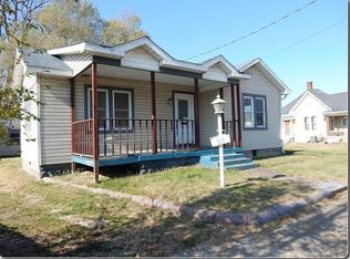 310 N 3rd St, West Terre Haute, IN 47885