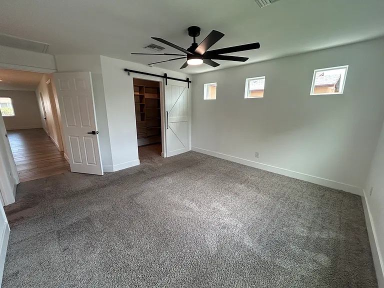 3507 E Claire Dr — Photo 20