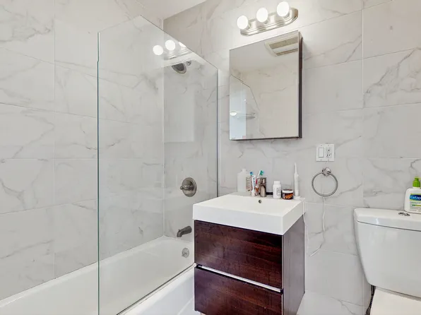 399 East Eighth Street image 5 of 7