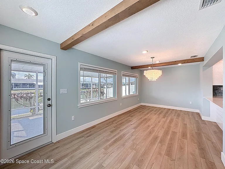 1707 Shore Dr — Photo 11