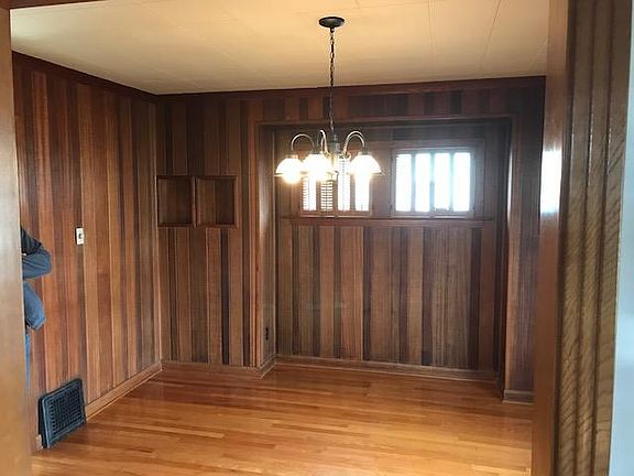 4th image of 905 Perkinswood Blvd SE