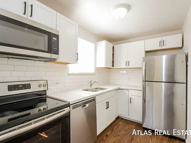 4991 N Lowell Blvd #304 — Photo 4