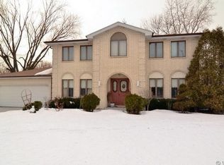 10164 Meadow Ln, Des Plaines, IL 60016