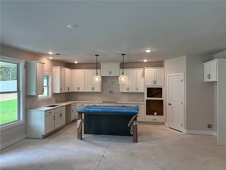 4240 Shirebrook Trl — Photo 6
