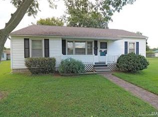 127 Heeb St, Chaffee, MO 63740
