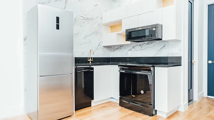 Rented by Nooklyn NYC LLC | media 27