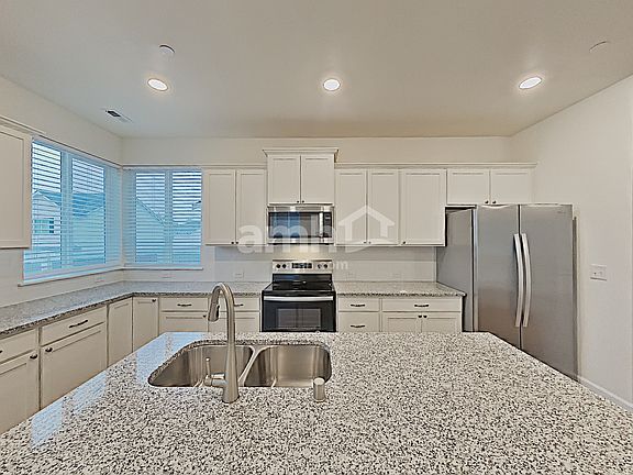 4th image of 13712 107th Avenue Ct E