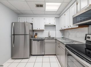 93 Jamestown Rd, Basking Ridge, NJ 07920