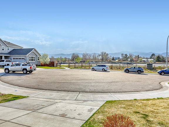 2nd image of 7154 Howell Ct