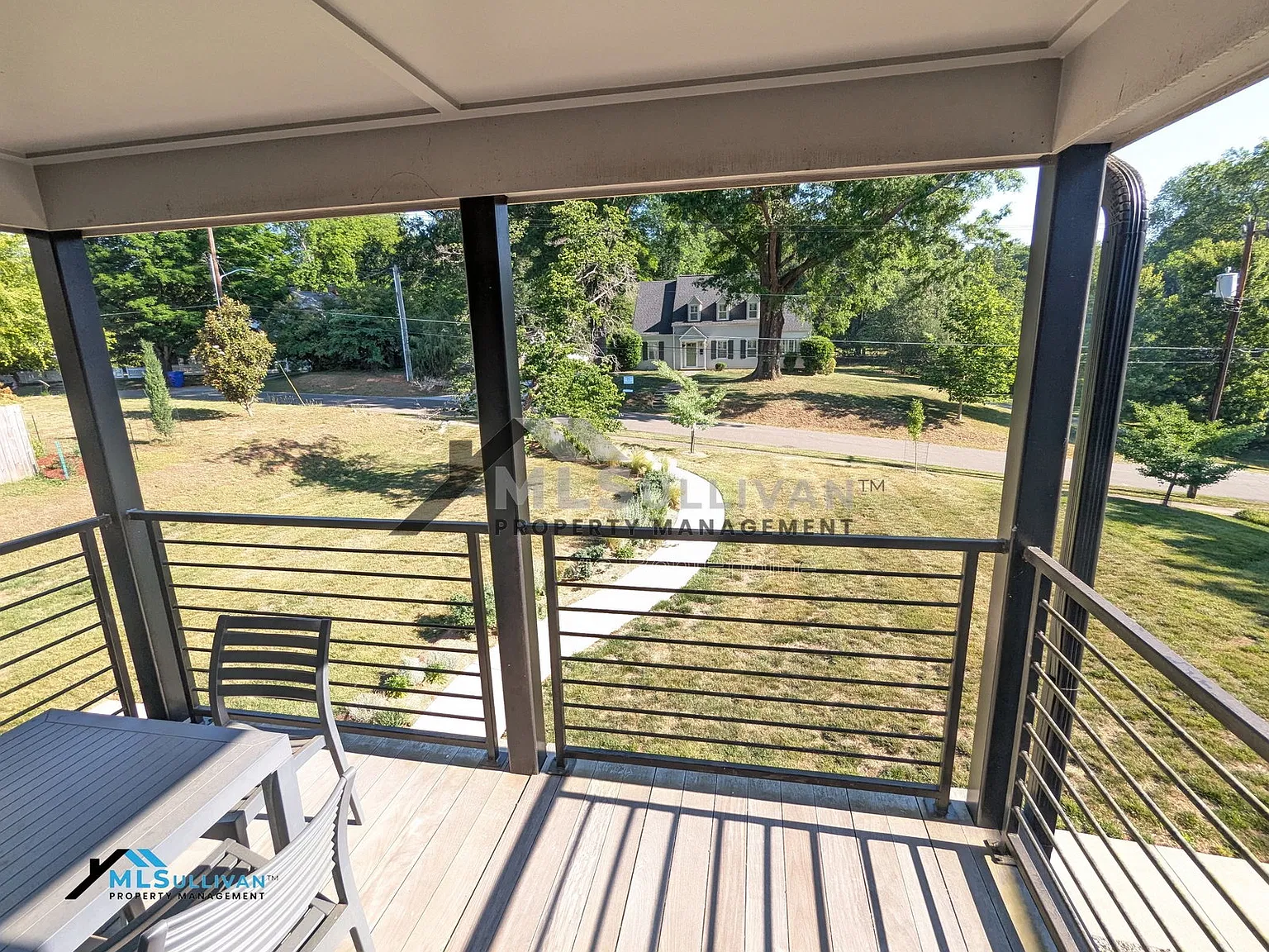 2 bed, 1.5 bath, 900 sqft, $2,200 — Photo 4