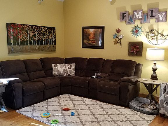 Living w/built-in surround