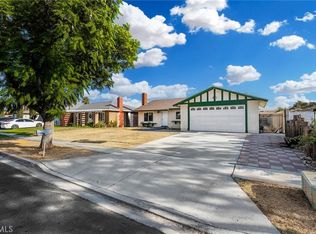 16015 Elaine Dr, Fontana, CA 92336