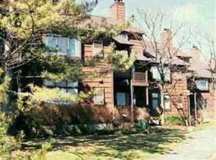 207 Sandcastle Ky, Secaucus, NJ 07094